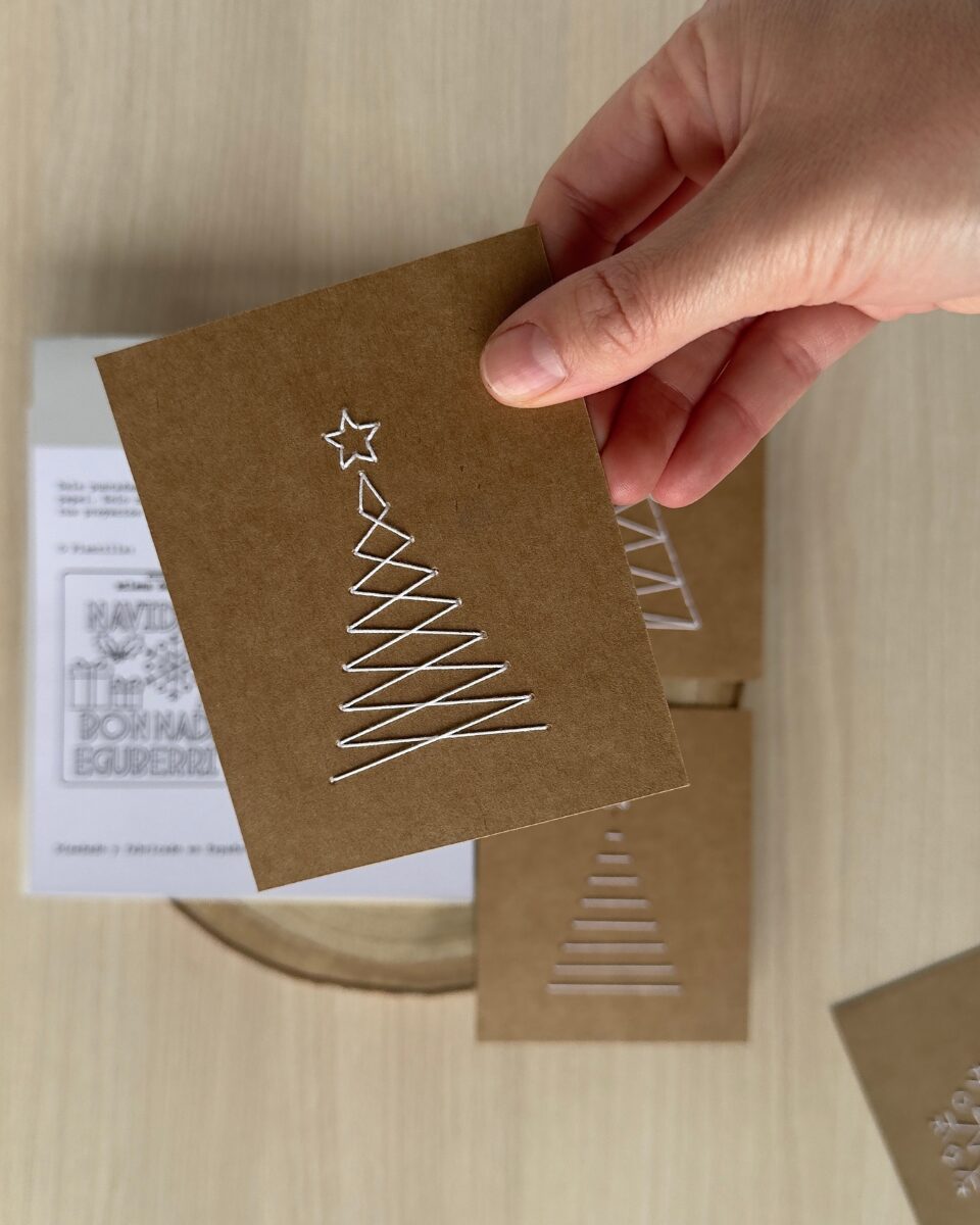STENCIL NAVIDAD COSTURA - Imagen 2